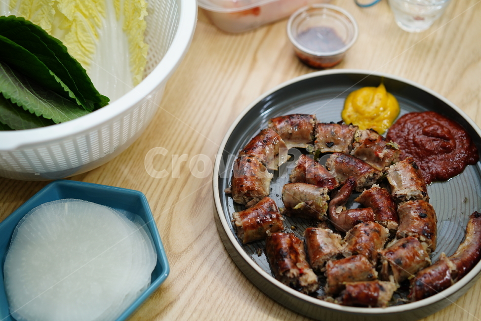 순대,순대스테이크,먹거리,음식,한식,간식,술안주,안주거리,푸드,육류,육식,food,음식,식재료,요리,food,cook,meal,dishes,food reserves