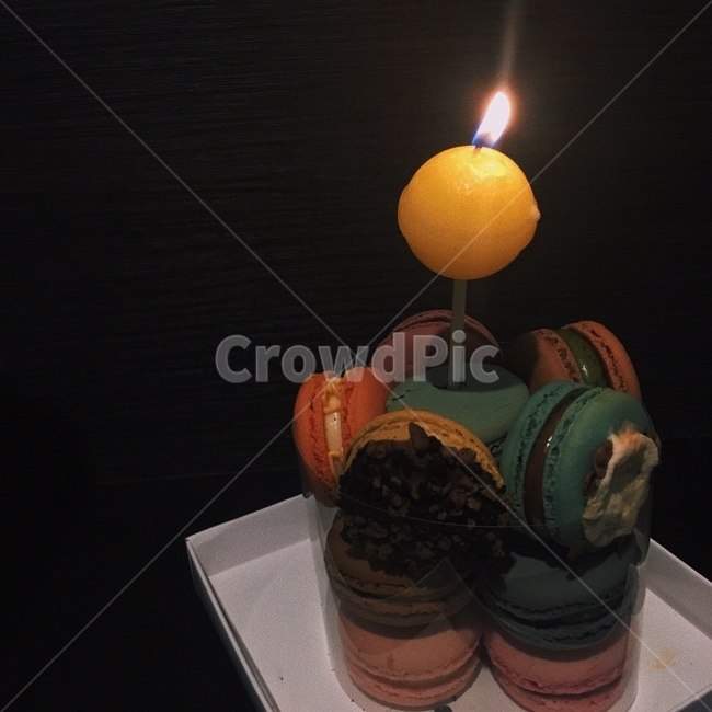 케이크,마카롱,촛불,생일,디저트,생일파티,선물,케잌,cake,감성사진,음식,식재료,요리,food,cook,meal,dishes,food reserves,디저트,간식,후식,dessert,snack