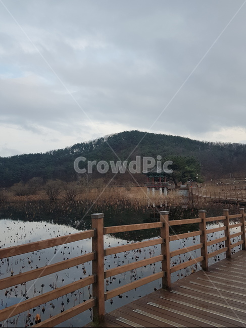 handrail,난간,railing,산책,겨울,강,river,휴식,winter,감성,분위기