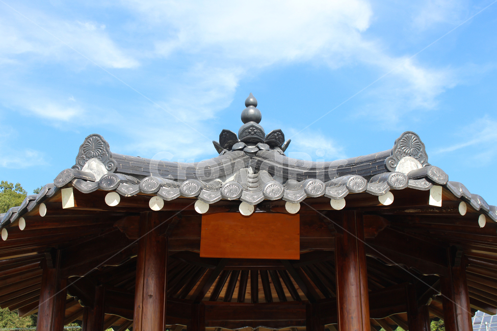 하늘,나무건축물,목조건축물,팔각정,구름,옛날건축물,쉼터,sky,woodarchitecture,woodenbuilding,cloud,한국전통,한국문화,korean traditional,korean culture,건축물,건물외관,exterior,building,structure,architecture,construction