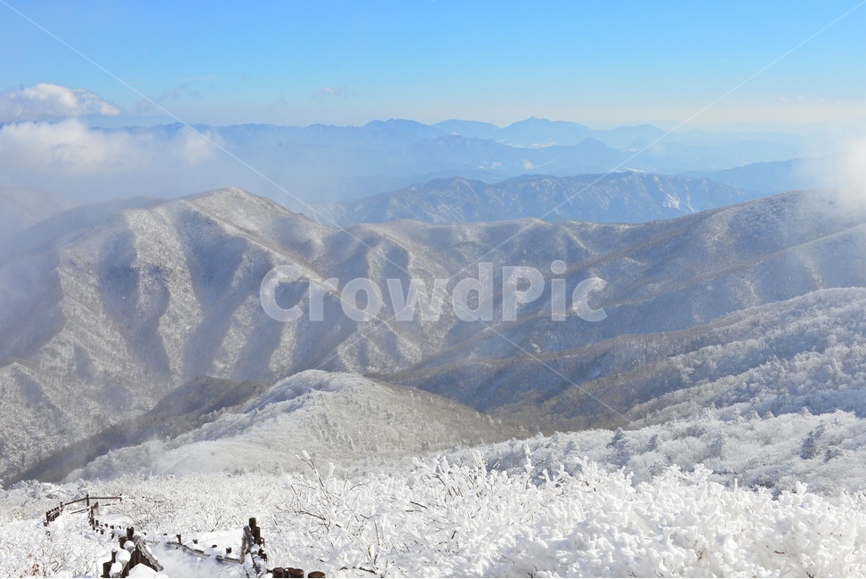 무주,덕유산,덕유산설경,운해,겨울,상고대,계절,향적봉,중봉,nature,자연,outdoors,옥외,snow,눈,ice,빙,slope,경사,mountain,산,mountainrange,산맥,겨울,계절,winter,season,자연,풍경,nature,landscape
