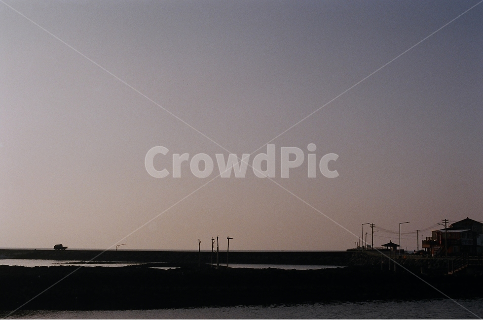 바다,돌,해안가,해질녘,하늘,제주도,필름카메라,자연,풍경,nature,landscape,outdoors,옥외
