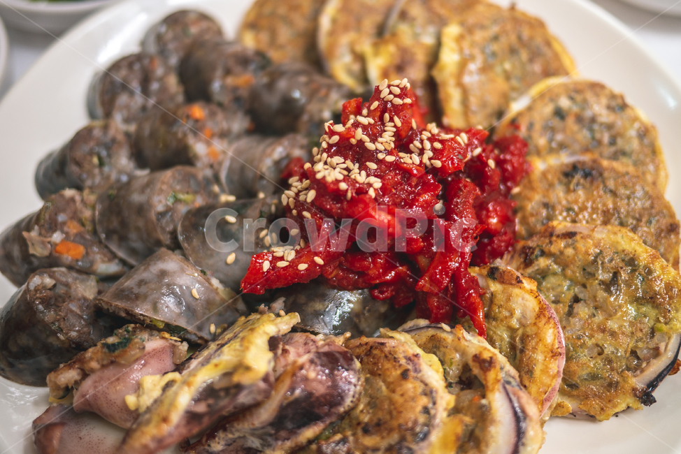 순대,오징어순대,속초순대,아바이순대,아바이,술안주,순대요리,모둠순대,모듬순대,술안주,soondae,음식,식재료,요리,food,cook,meal,dishes,food reserves,한식,한국음식,한국요리,korean food,korean dishes,korean meal,korean cook
