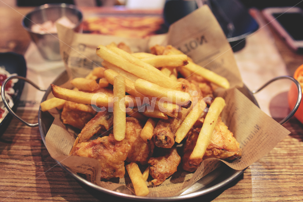 fries,감자튀김,food,음식,frenchfries,chicken,friedchicken,치킨,후라이드치킨
