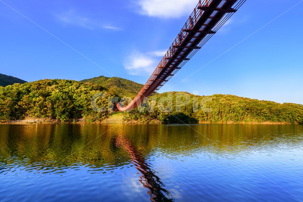 마장호수,출렁다리,파주시,저녁,노을,반영,휴일,가을,물,하늘,나무,데크,자연,풍경,nature,landscape,건축물,건물외관,exterior,building,structure,architecture,construction,water,outdoors,옥외
