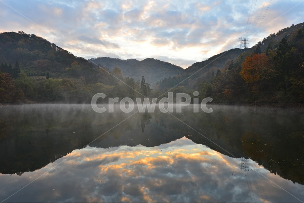 nature,자연,outdoors,옥외,mountain,산,mountainrange,산맥,plant,식물,tree,나무,전나무,fir,weather,날씨,화순,세량지,화순세량지,세량제,세량지가을,여명,아침,물안개,가을,만추,추색,water,물