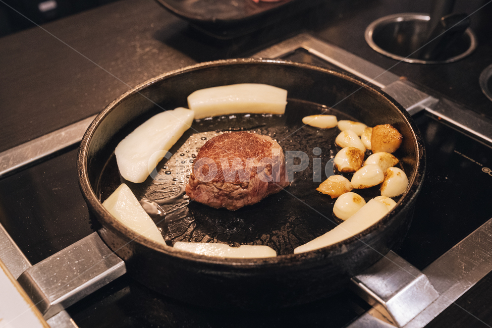 구이,소고기,고기,안심,감자,beef,food,맛집,음식,식재료,요리,food,cook,meal,dishes,food reserves,육류,고기,meat