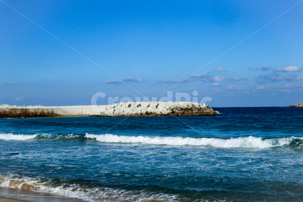 바다,하늘,파도,구름,파란하늘,풍경,자연,풍경,nature,landscape,sea,outdoors,옥외,ocean,대양,water,물,shoreline,해안선,land,땅