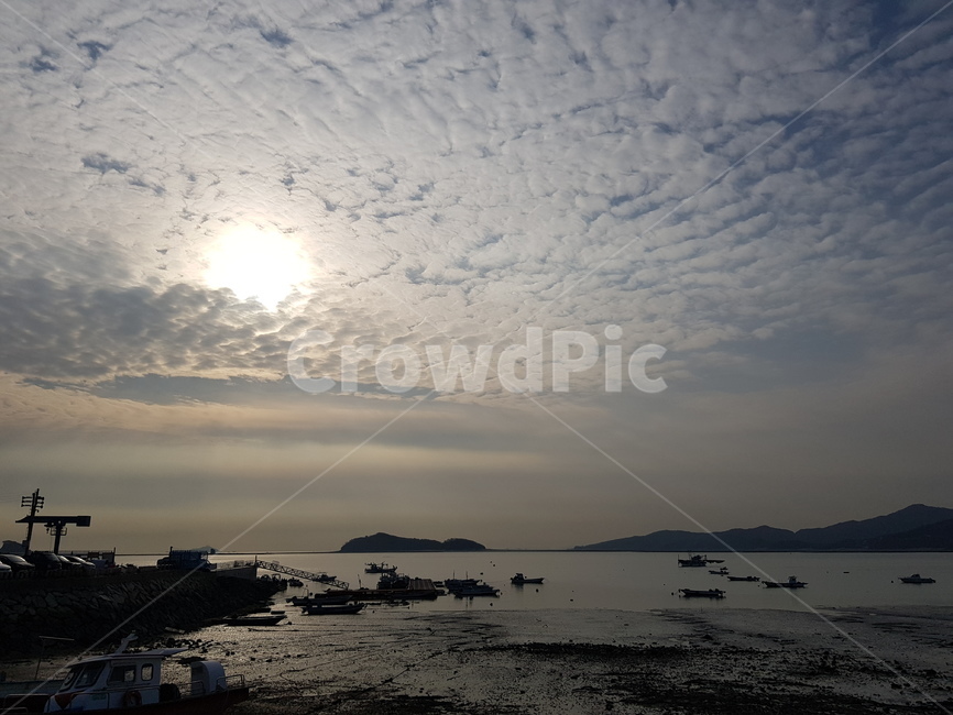 하늘,구름,배,갯벌,느낌