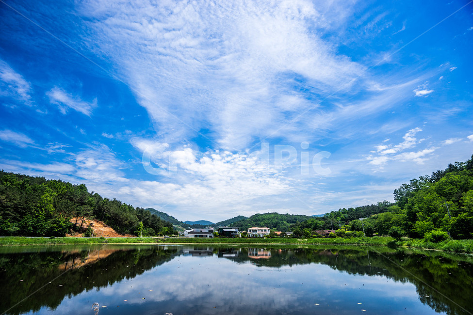 하늘,반영,저수지,여름,구름,자연,풍경,nature,landscape,water,물,outdoors,옥외,lake,호수