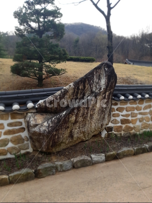 기와,담,돌,검정,낡은,한국전통,한국문화,korean traditional,korean culture,건축물,건물외관,exterior,building,structure,architecture,construction