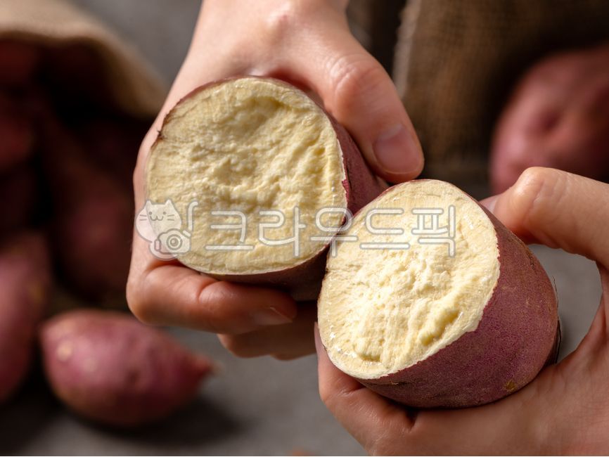 chestnut sweet potato,sweet potato,Raw sweet potato,Haenam Sweet Potato,Sweet Potato Dishes,Honey sweet potato,Pumpkin Sweet Potato,yellow sweet potato