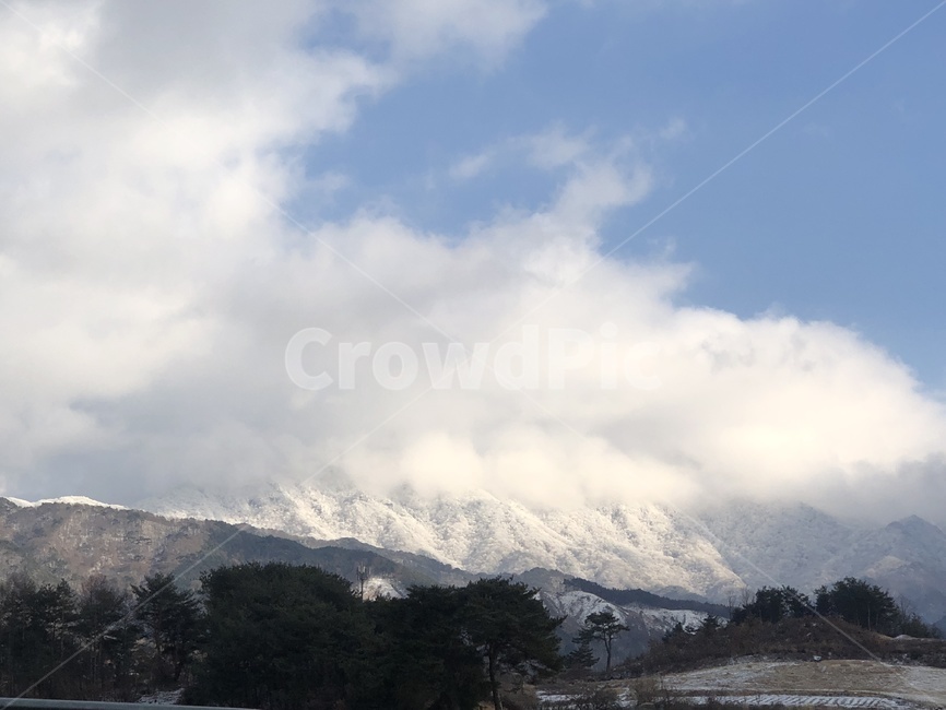 만년설,눈,산설경,나무,구름,하늘,산맥,자연,풍경,nature,landscape