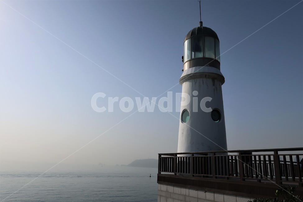 부산,등대,바다,해변,하얀,항로,표지,불빛,구조물,건물,시설,신호,수평선,등대,lighthouse