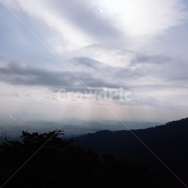 자연,구름,산너머도시,햇살,빛과그림자,자연,풍경,nature,landscape,outdoors,옥외,weather,날씨