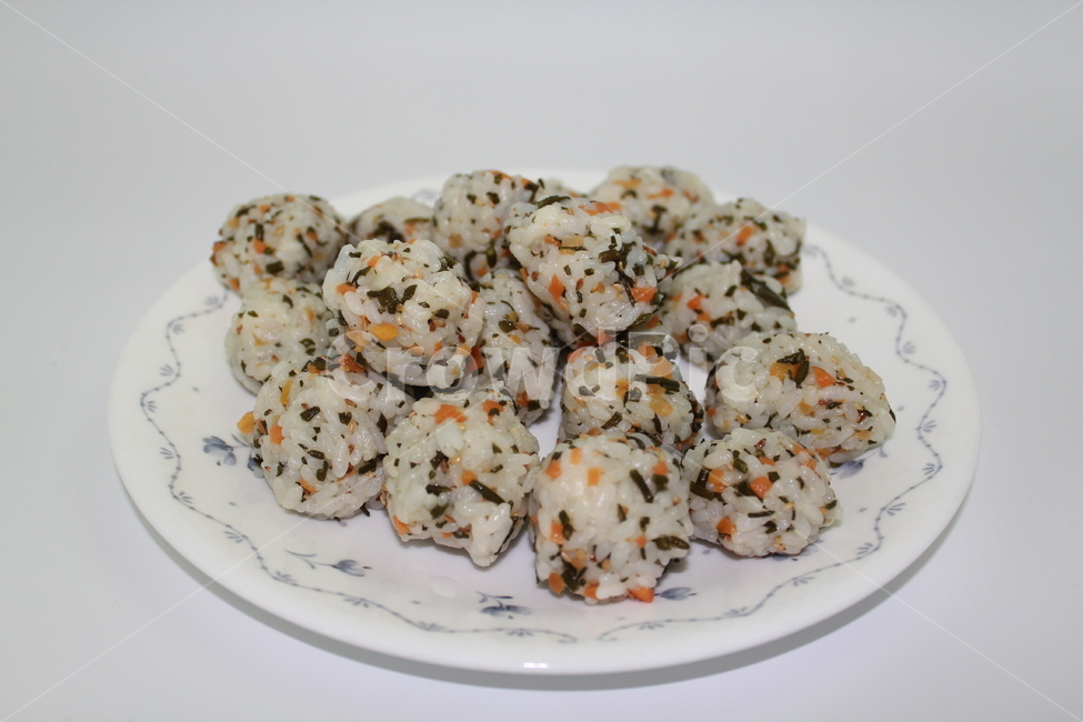 주먹밥,레시피,요리,밥,간식,밥요리,음식,식재료,요리,food,cook,meal,dishes,food reserves,한식,한국음식,한국요리,korean food,korean dishes,korean meal,korean cook