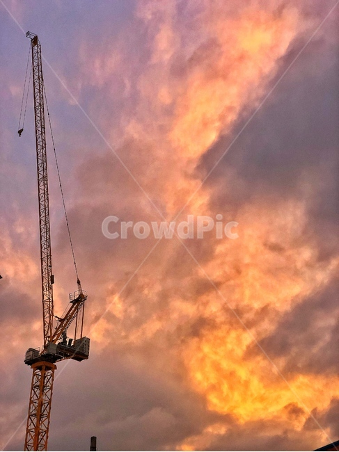 공사장,타워크레인,석양,구름,저녁,건설크레인,constructioncrane