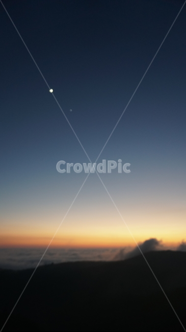하늘,sky,달,moon,일출,sunrise,구름,clouds,fly,자연,풍경,nature,landscape,야경,밤,nightscape,night,outdoors,옥외