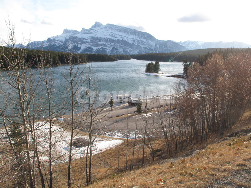 강,설산,눈,나무,캐나다,canada,로키산맥,rockymountains,길,요호국립공원,yohonatioinalpark,겨울,잔디,바위