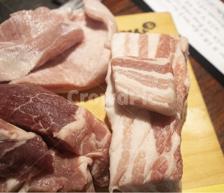 돼지고기,생고기,고기,삼겹살,목살,육류,정육,육류,고기,meat