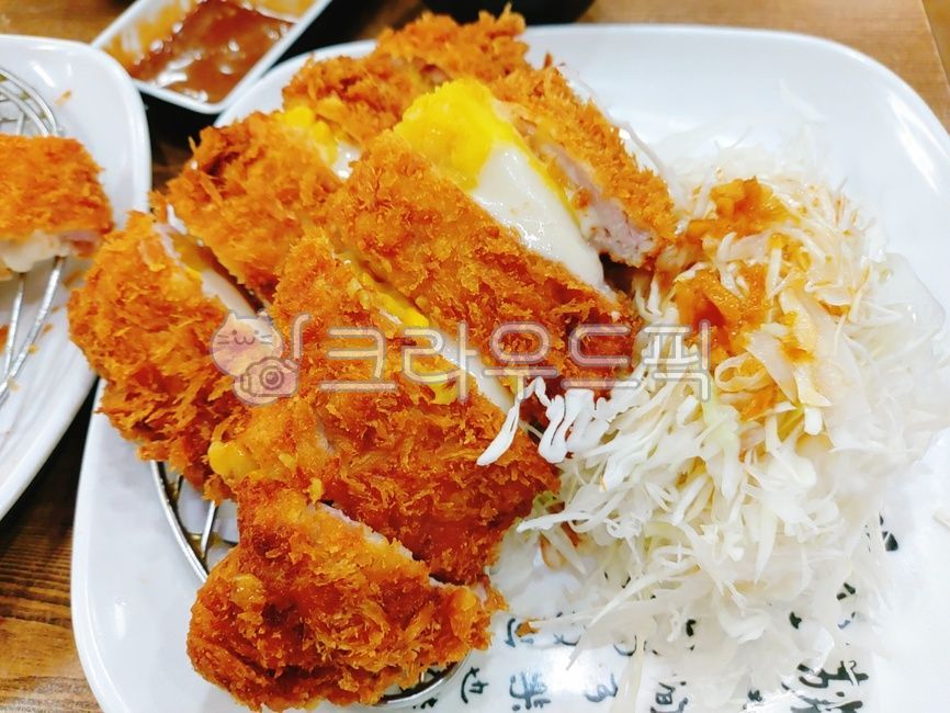 돈까스,돈가스,food,koreanfood,고치돈,고구마치즈돈가스