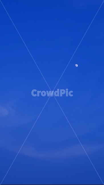 달,하늘,푸른,푸른하늘,파란,야경,밤,풍경,nightscape,night,landscape,nature,자연,outdoors,옥외