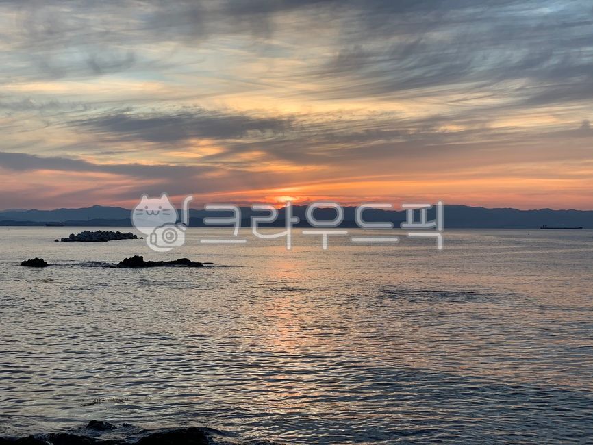 East Sea,ocean,sunset,beautiful sea,sunset sea