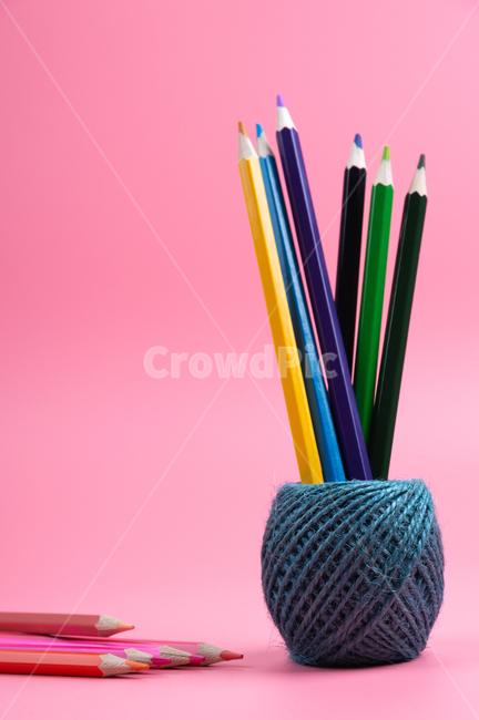 색연필,연필,color,미술용품,학용품,사무용품,필기도구,도구,학용품,문구류,사무용품,school supplies,stationery,office supplies