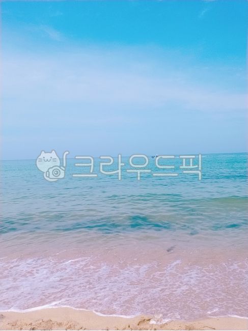 shoreline,해안선,water,물,sea,바다,ocean,대양,nature,자연,outdoors,옥외,해변,coast,해안,풍경,여름풍경,summerscenery,scenery,scene,summerbeach,beach,sky,하늘,구름,cloud