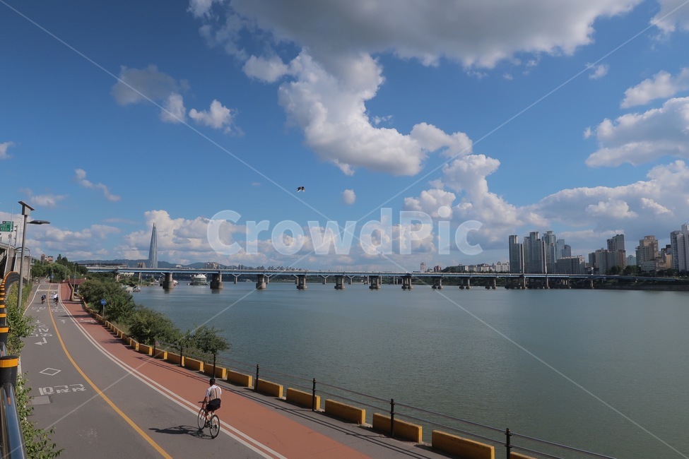 한강,서울,하늘,한국,맑음,구름,쾌청한,가을하늘,도시,풍경,city,landscape,한국도시풍경,한국도시경관,korea cityscape,road,도로