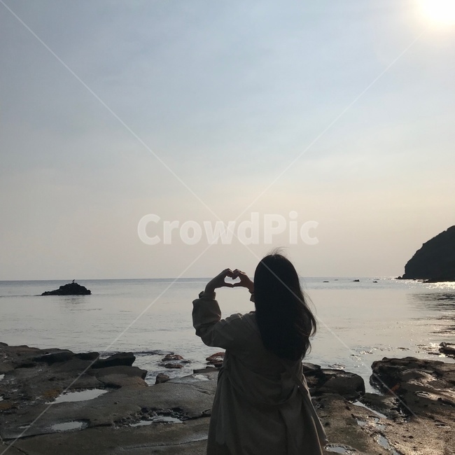 제주,jeju,성산일출봉,하트,heart,뒷모습,여자,사람,인물,인간,human,person,여성,여자,woman,female,lady,여행,휴가,traveling,vacation,trip