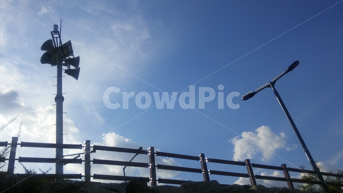 뚝방길,하늘,구름,푸른,가로등,하얀,울타리,길,감성,ttukbanggil,sky,cloud,bluish,astreetlamp,white,fence,road,emotional,자연,풍경,nature,landscape