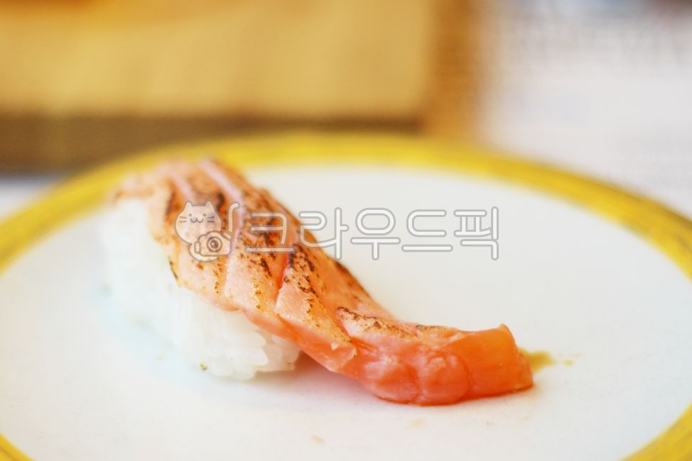 연어,연어초밥,구운연어,구운연어초밥,밥,rice,외식,일식,일본음식,초밥,회,요리,food,음식,meal,cook,한끼,식사
