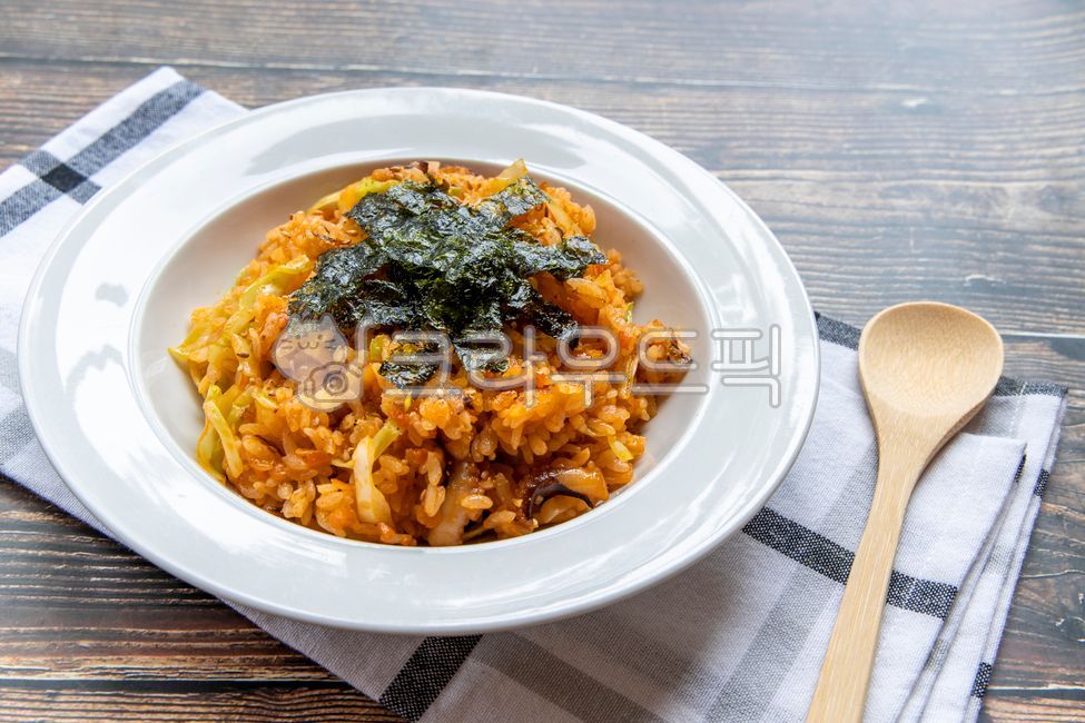 Webfoot octopus,Octopus fried rice,fried rice,Korean food,seaweed powder,Korean,Stirfried Octopus,food