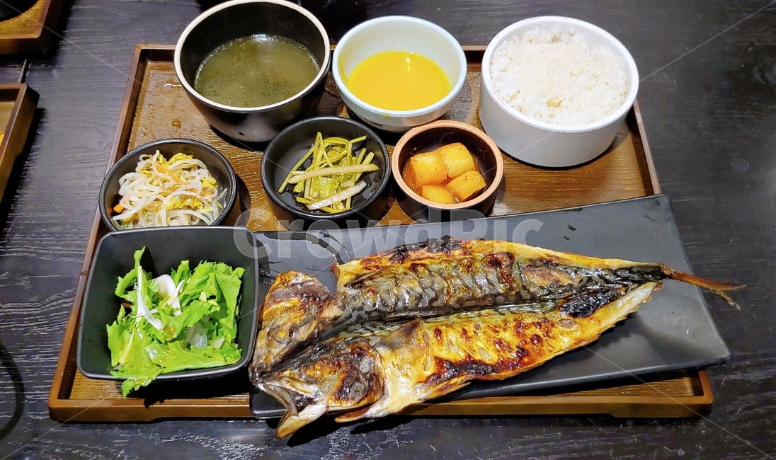 백반,고등어,나물,반찬,밥,식사,음식,food,정식,고등어정식,점심,그릇,먹거리,먹방,음식,식재료,요리,food,cook,meal,dishes,food reserves,한식,한국음식,한국요리,korean food,korean dishes,korean meal,korean cook