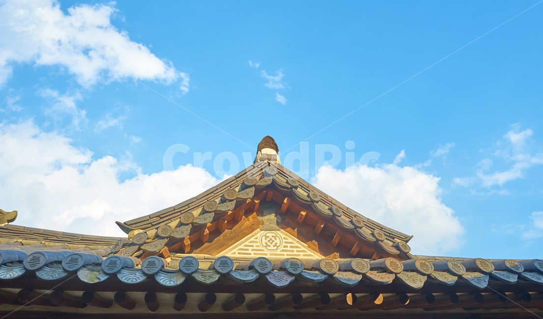 고궁,창덕궁,지붕,하늘,감성,roof,한국전통,한국문화,korean traditional,korean culture,건축물,건물외관,exterior,building,structure,architecture,construction