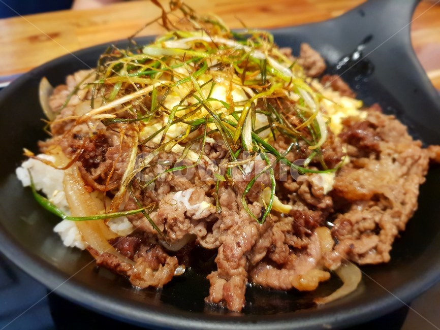 한식,한국음식,불고기,불고기덮밥,직화구이,koreanfood,bulgogi,직화덮밥,음식,식재료,요리,food,cook,meal,dishes,food reserves,육류,고기,meat,한식,한국음식,한국요리,korean food,korean dishes,korean meal,korean cook