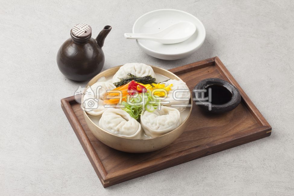 떡국,떡만두국,만두국,만두,가래떡,고명,설음식,명절음식,설날음식,요리