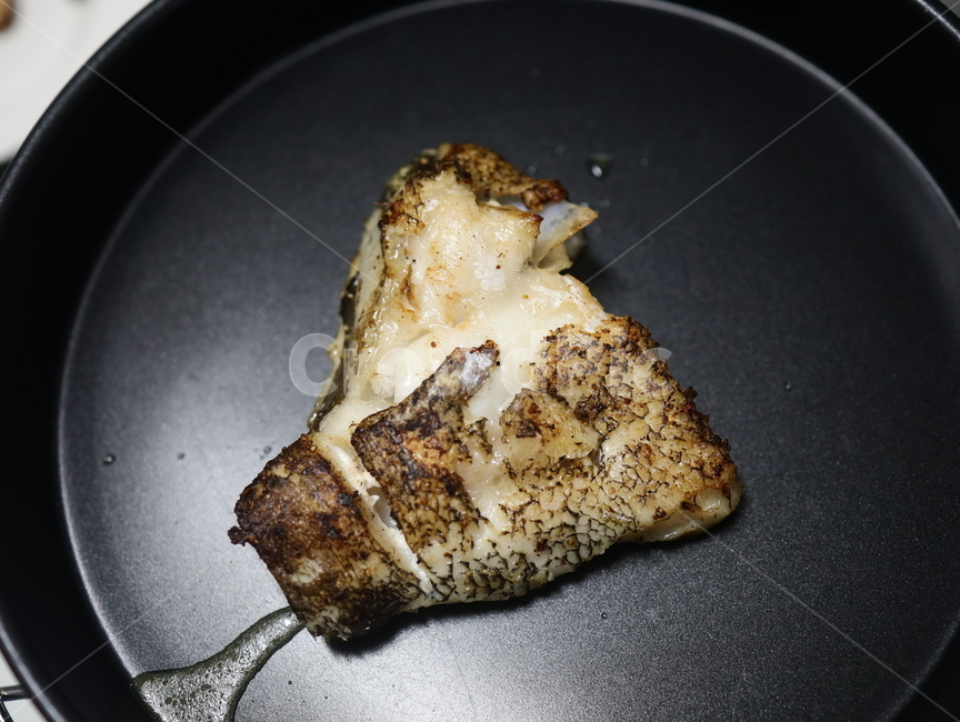 메로,메로구이,생선,생선구이,이빨고기,요리,dish,그릇,식사,food,meal,후라이팬,음식,식재료,요리,food,cook,meal,dishes,food reserves,수산물,해산물,fishery products,seafood