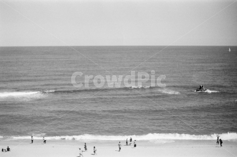해변,강릉,바다,파도,모래,흑백,black,white,blackandwhite,film,beach,sea,자연,풍경,nature,landscape,해변,바다,beach,sea,흑백,모노톤,monochrome,black and white,ocean,대양,outdoors,옥외,water,물