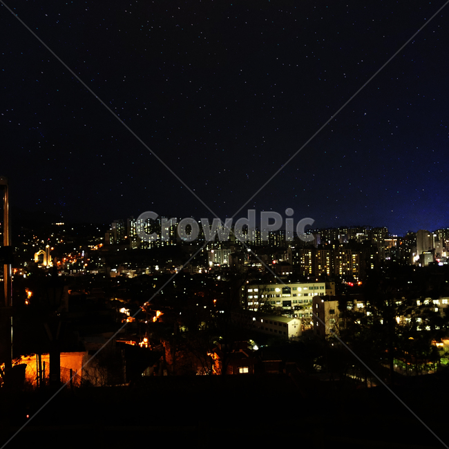 야경,하늘,밤,별,밤하늘,야경,밤,풍경,nightscape,night,landscape,도시,city,nature,자연,outdoors,옥외,space,우주,universe,astronomy,천문학,outer space,대기권 밖,starry sky,별이 빛나는 하늘