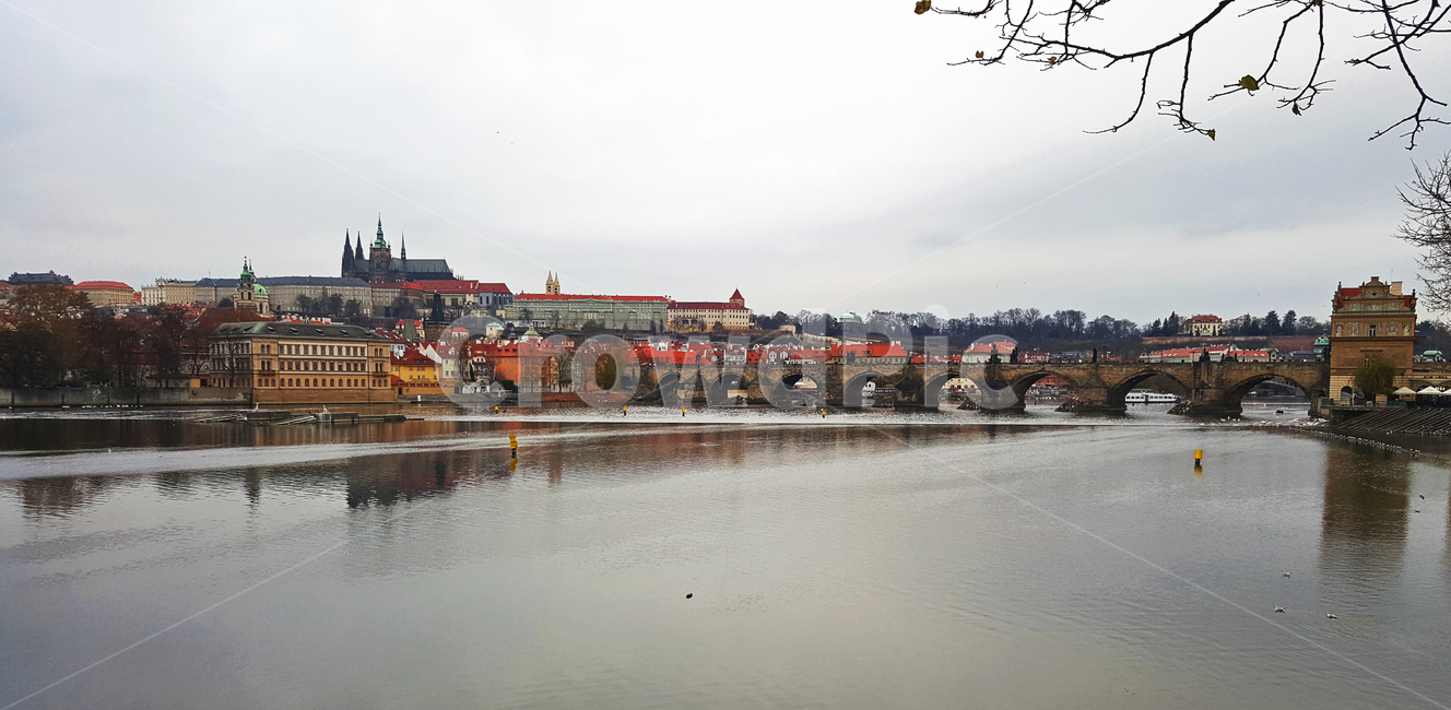 유럽,체코,프라하,카를교,풍경,다리,강,europe,czech,prague,bridge,river,세계도시풍경,해외도시풍경,외국도시풍경,world cityscape,water,물