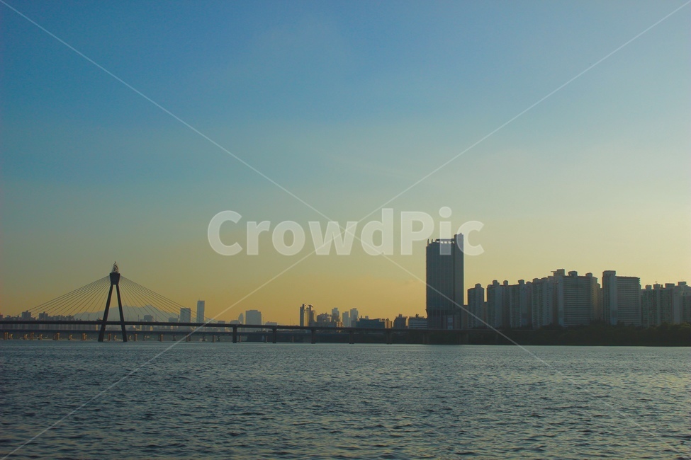 감정,도시,도심,야경,해질녘,sunset,한강,랜드마크,다리,풍경,야간,푸른,따뜻함,기분,emotion,sensible,feeling,파스텔,올림픽대교,like,newyork,도시,풍경,city,landscape