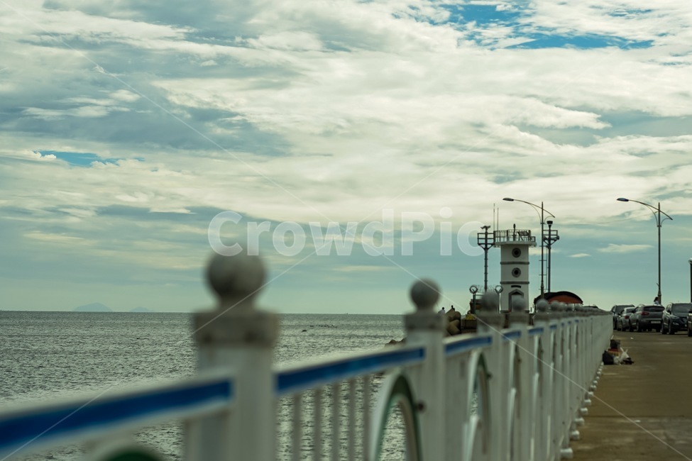 안면도,바다,풍경,하늘,구름,햇빛,노을,sky,sunshine,scenery,sunset,cloud,등대,lighthouse,방파제,자연,풍경,nature,landscape,등대,lighthouse,railing,난간,banister,handrail