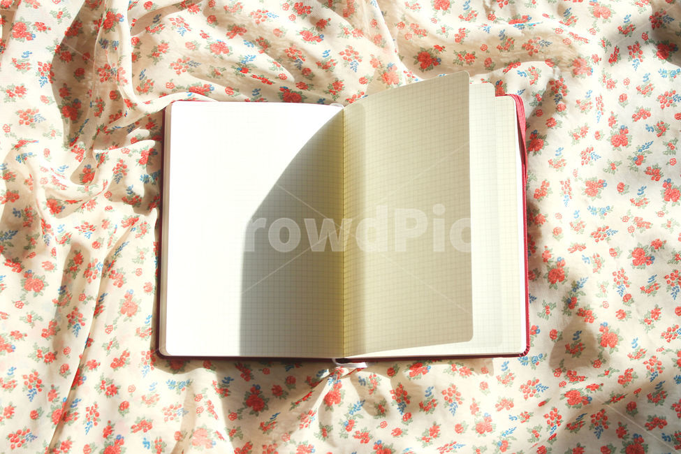 일기,다이어리,일기장,노트,필기,공책,빨강,red,note,메모,일지