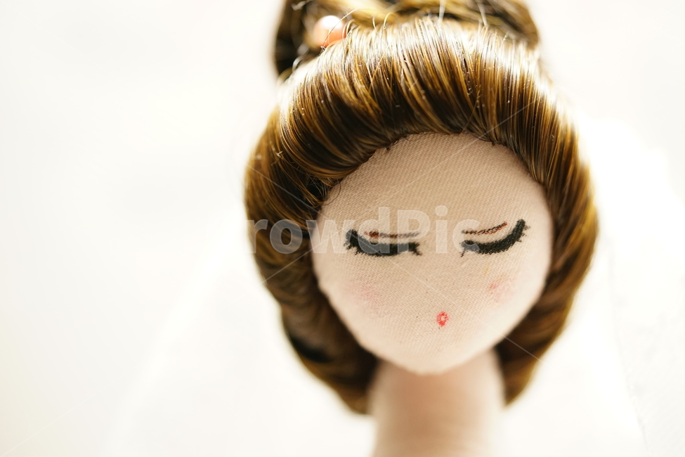 인형,여인,여자,여성,소품,작품,doll,표정,미소,드레스인형,얼굴,접사,만들기,제작,솜씨,손재주,핸드메이드,느낌,감성,감성사진,예술,art,사물,물건,오브젝트,thing,object,matter