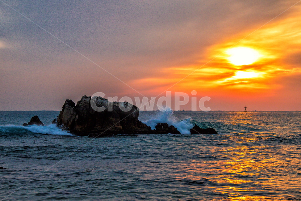 일출,추암해변,해,바다,풍경,여명,추암바위,자연,풍경,nature,landscape,outdoors,옥외,ocean,대양,sea,water,물,promontory,곶