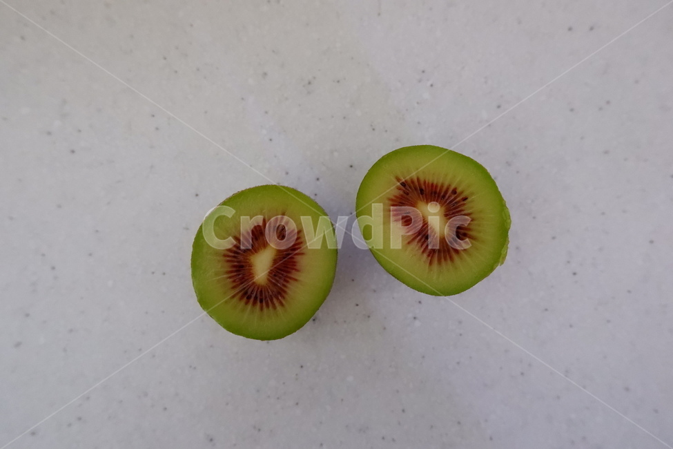과일,키위,레드키위,후식,디저트,fruit,kiwi,redkiwi,dessert,food,음식,열매,plant,무화과키위,홍다래,제주과일,키위단면,레드키위단면,식물