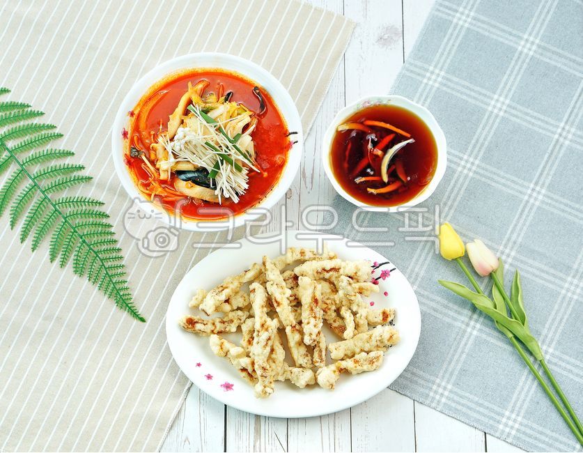 탕수육세트메뉴,탕수육,짬뽕,홍합짬뽕,짜장면,찍먹탕수육,세트메뉴,면요리,중식,중화요리,식재료,야채,meal,식사,food,음식,dish,cook,chinesefood,chinesemeal,chinesecook