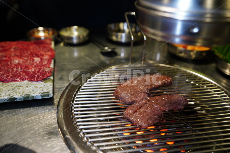 한우,구이,육류,육식,소고기,안주거리,안주,먹거리,음식,food,한식,음식,식재료,요리,food,cook,meal,dishes,food reserves,육류,고기,meat,한식,한국음식,한국요리,korean food,korean dishes,korean meal,korean cook
